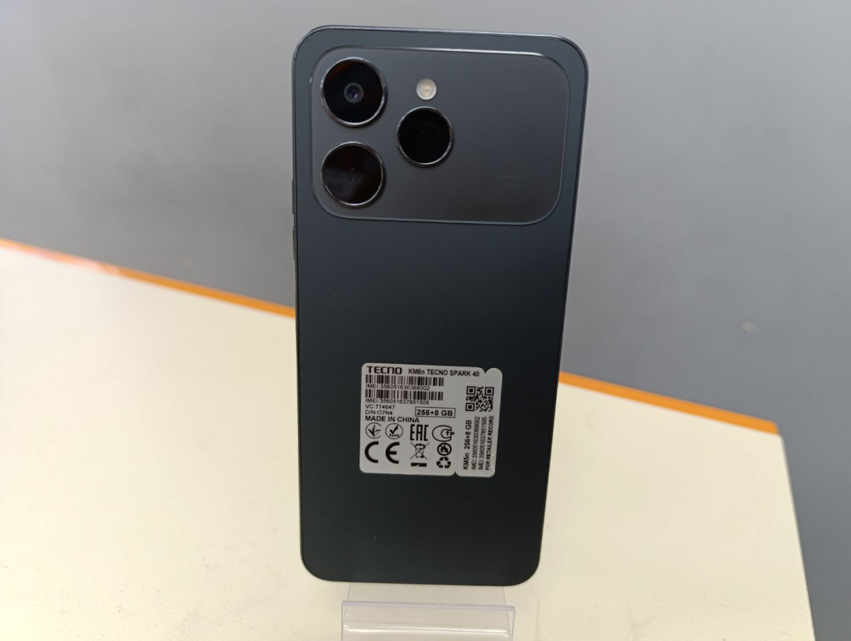 Смартфон Tecno Spark 40 8/256