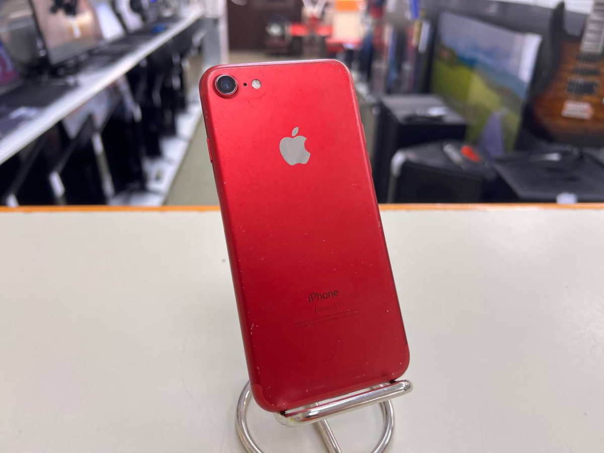 Смартфон Apple iPhone 7 32Gb