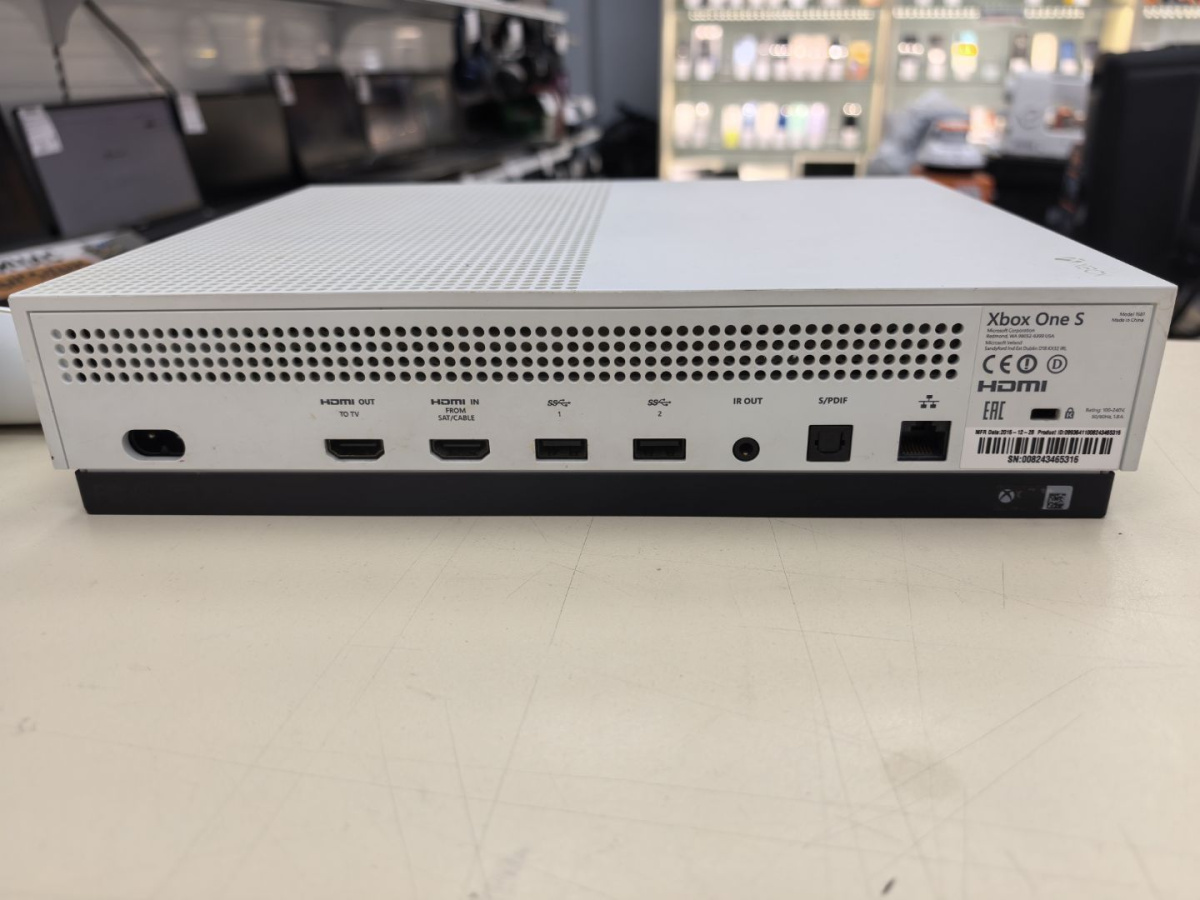 Игровая приставка Xbox One S 1TB
