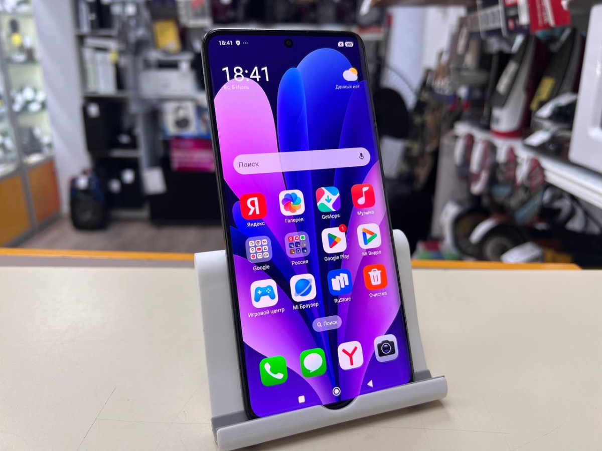 Смартфон Xiaomi Redmi Note 13 Pro+ 12/512