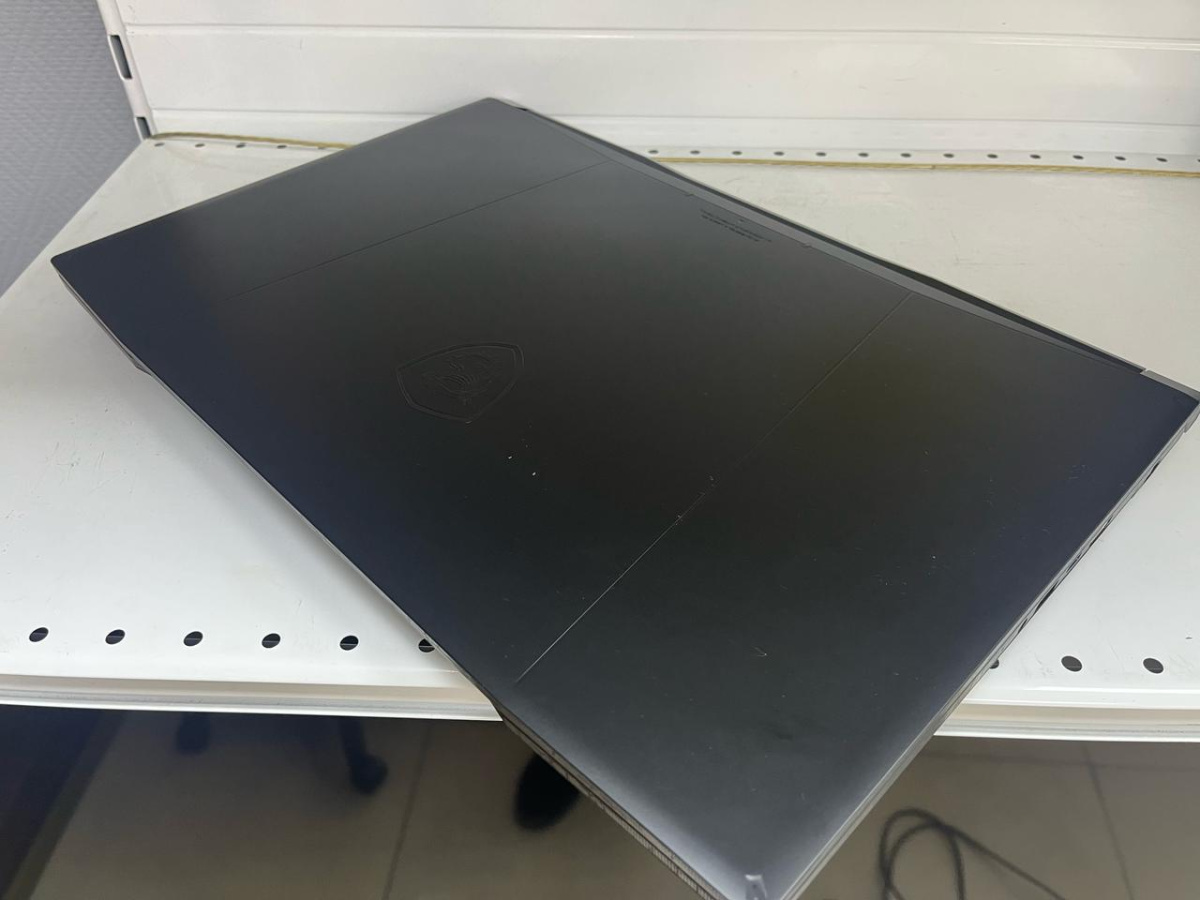 Ноутбук MSI; I5-13420H, Geforce RTX 4060, 16 Гб, 512 GB, Нет