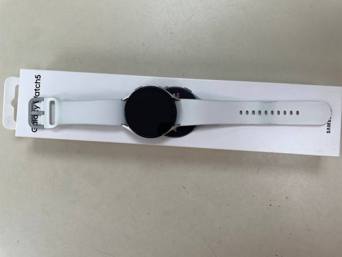 Смарт-часы Samsung Galaxy Watch 5 44mm