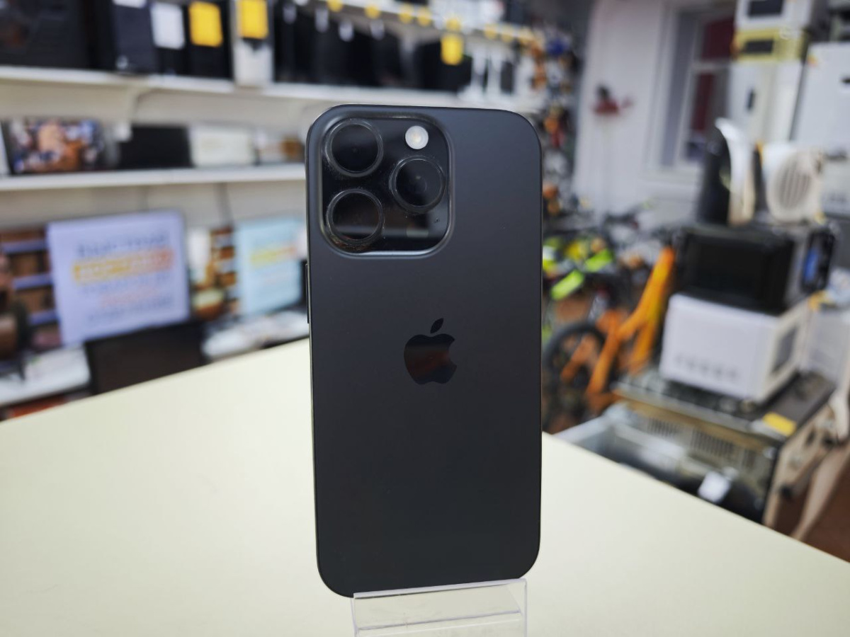 Смартфон Apple Iphone 16 Pro 128Gb