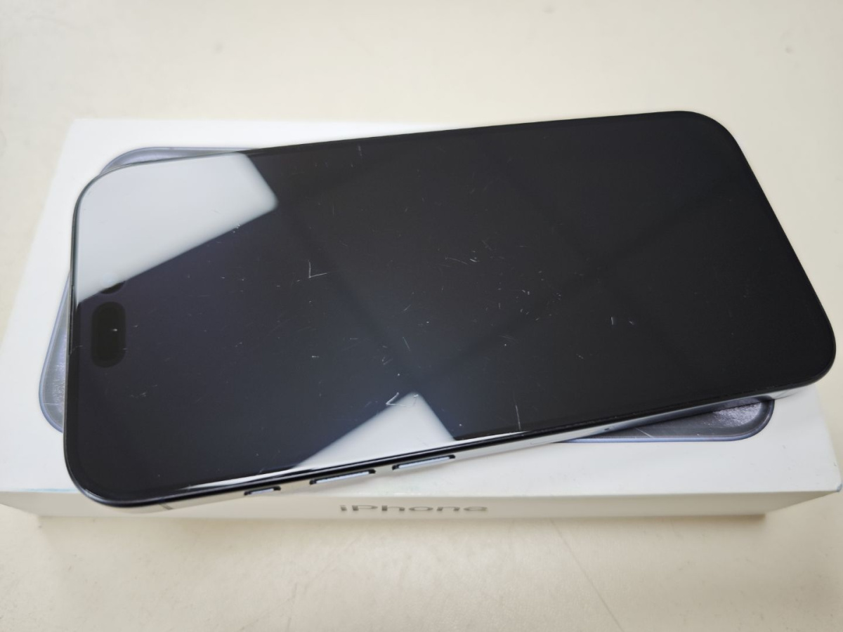 Смартфон Apple Iphone 15 Pro 128Gb