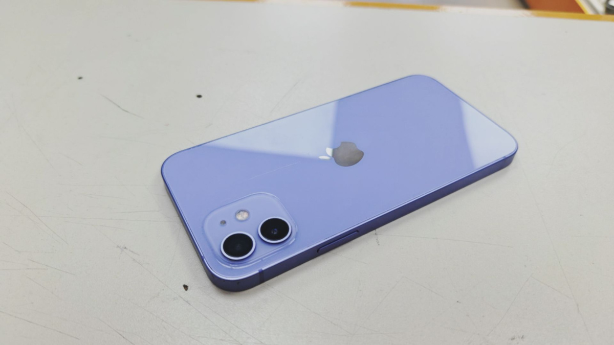 Смартфон Apple iPhone 12 128Gb