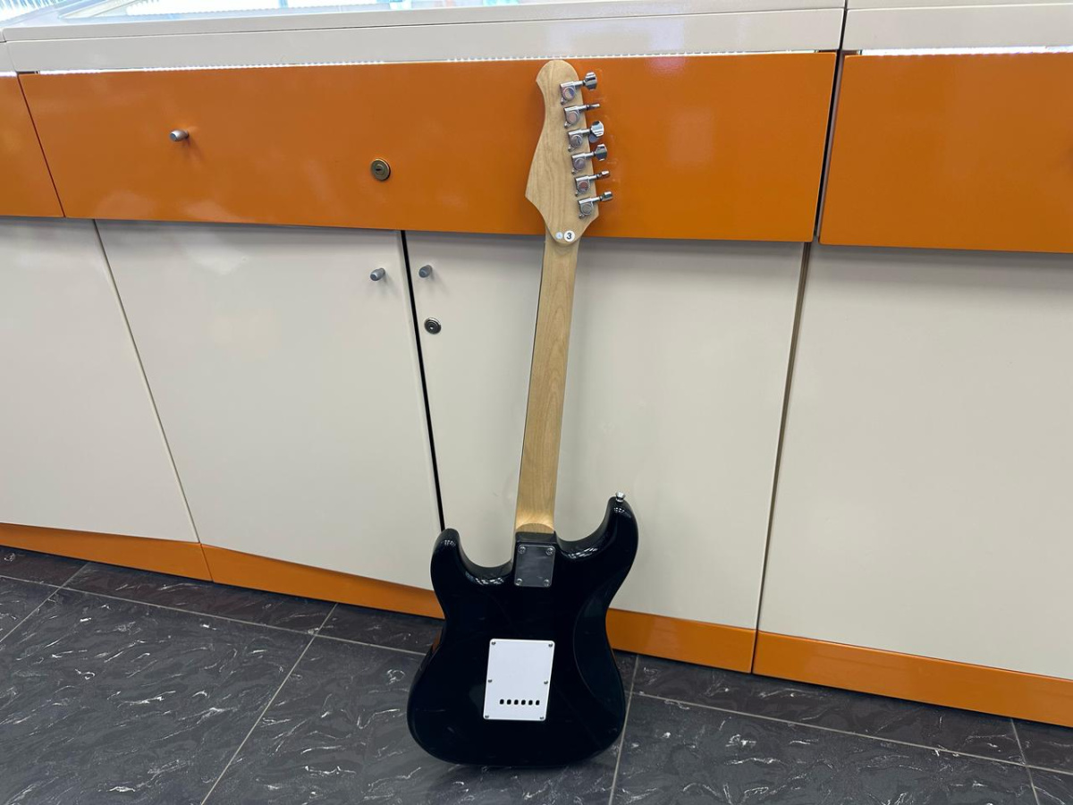 Электрогитара Rockdale SSS black