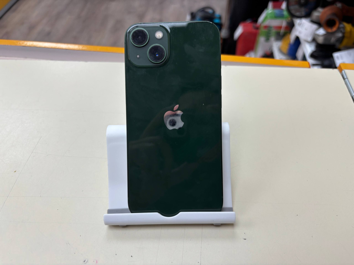 Смартфон Apple iPhone 13 128Gb