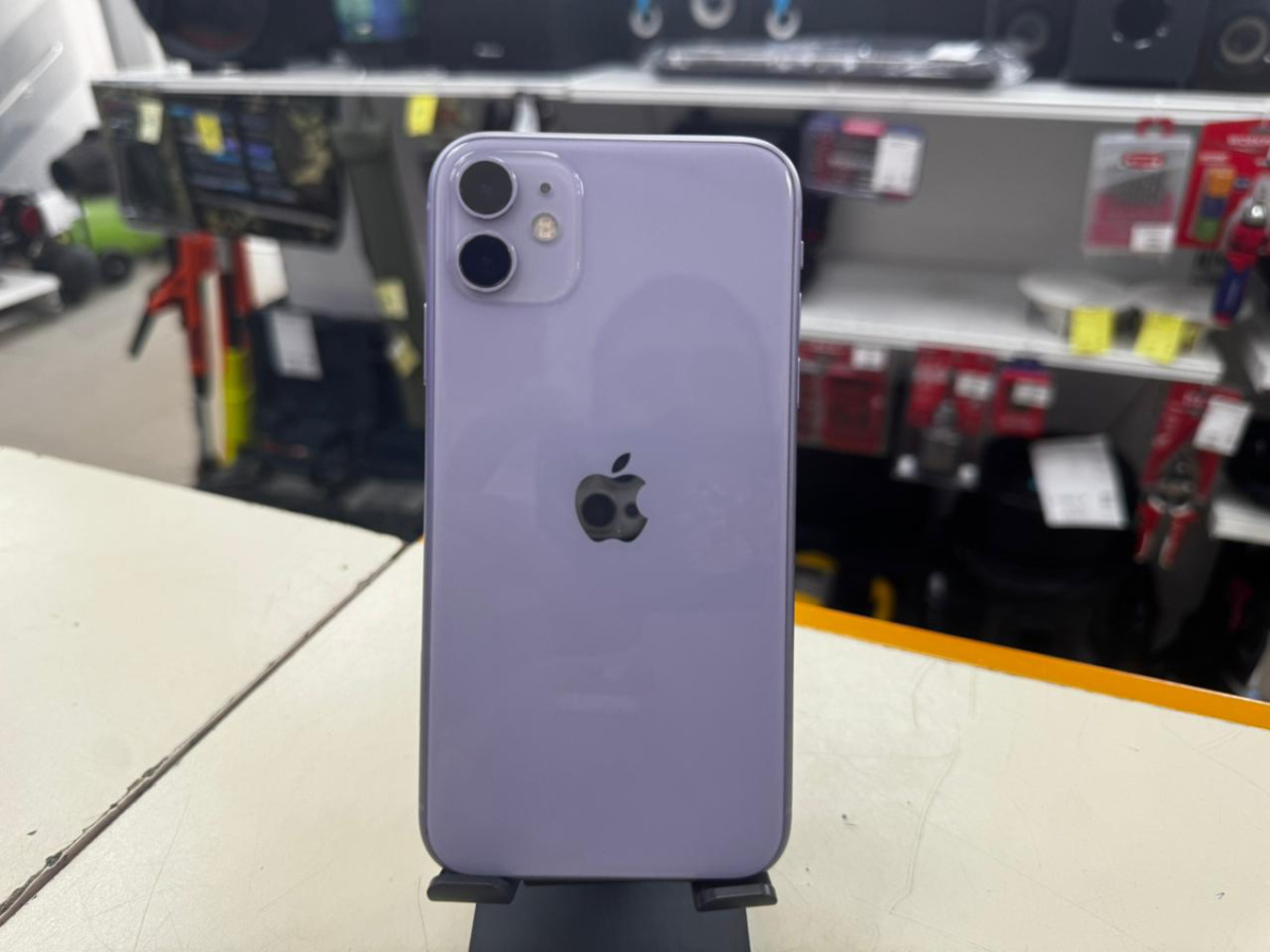 Смартфон Apple iPhone 11 128Gb