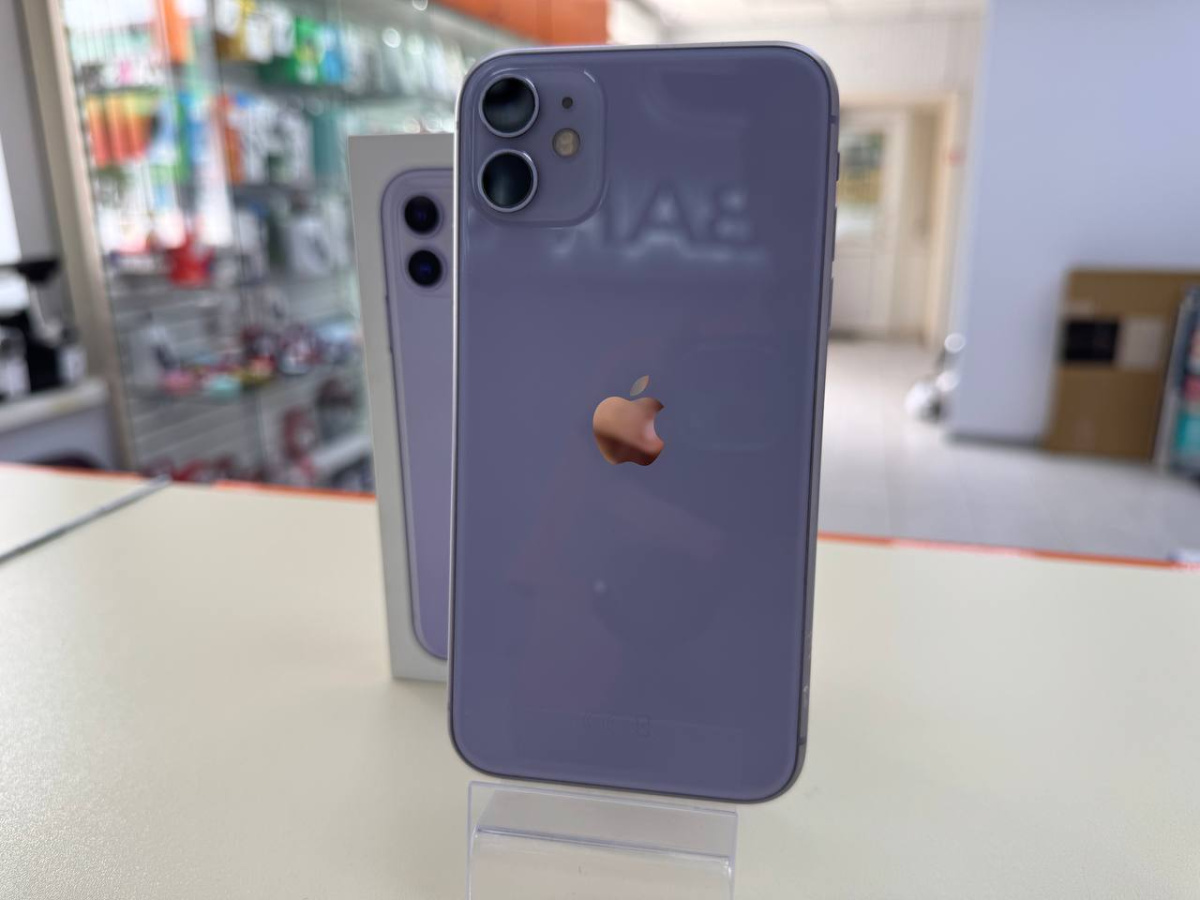Смартфон Apple iPhone 11 64Gb