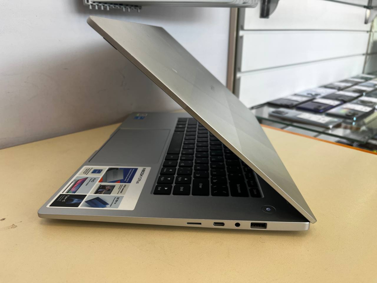 Ноутбук Infinix; I3-1115G4, Нет, 8 Гб, 512 GB, Нет