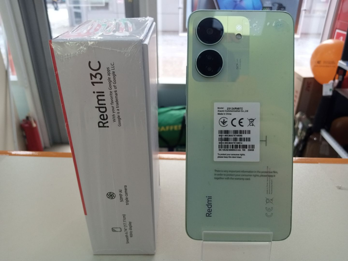 Смартфон Xiaomi Redmi 13C 8/256