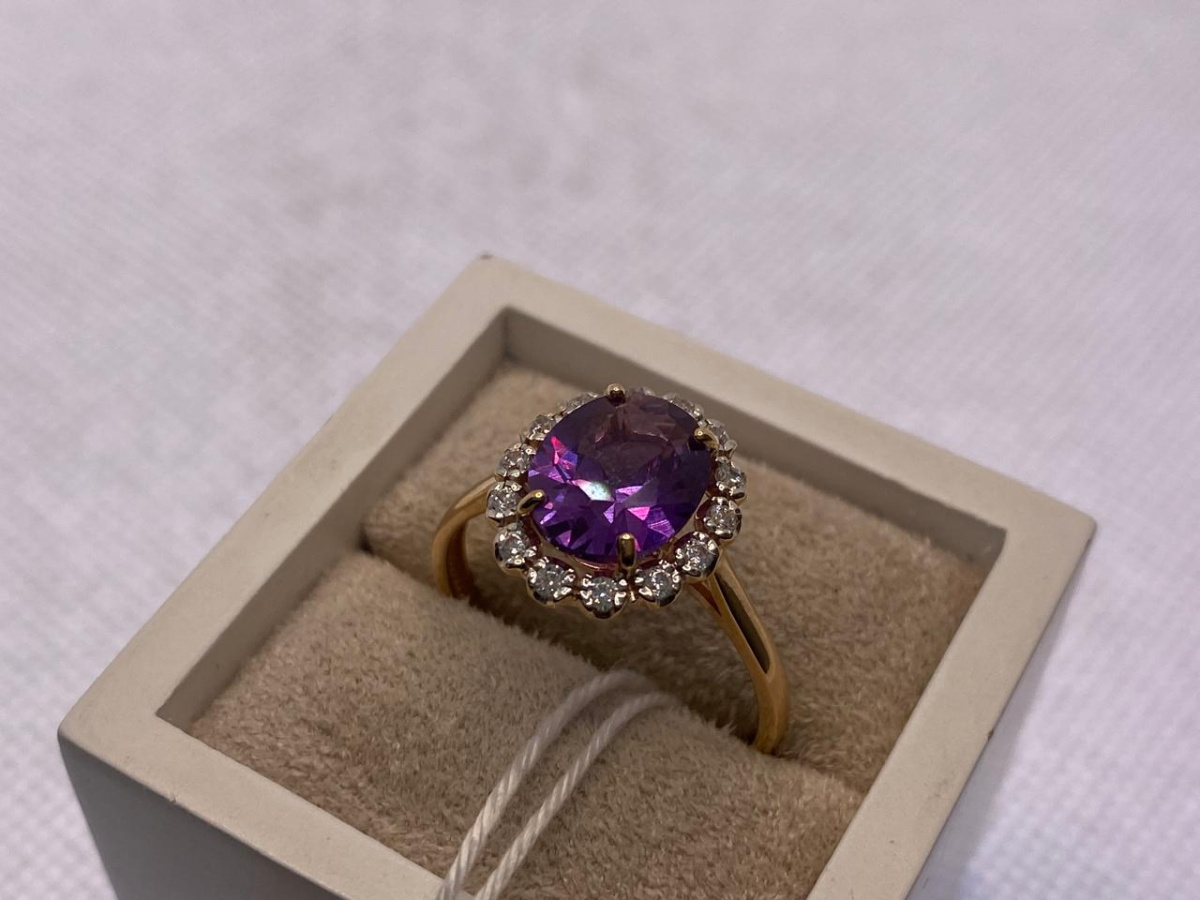 КОЛЬЦО С КАМНЯМИ (Au 585)