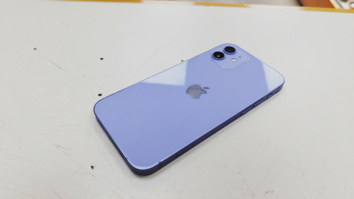 Смартфон Apple iPhone 12 128Gb