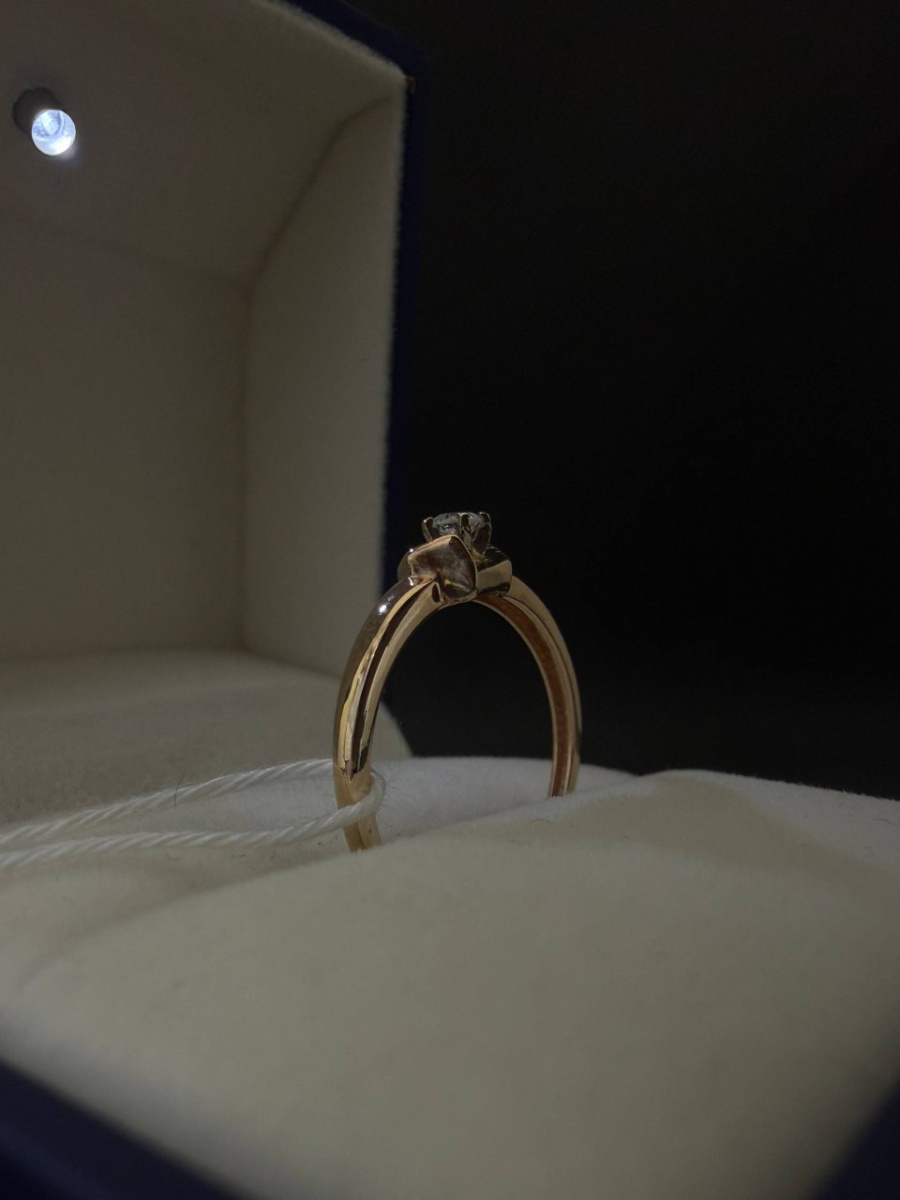 КОЛЬЦО С КАМНЕМ (Au 585)