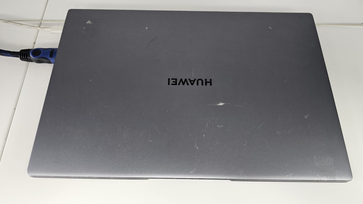 Ноутбук Huawei; Core i3-10110U, Intel UHD Graphics, 8 Гб, 240 Гб, Нет
