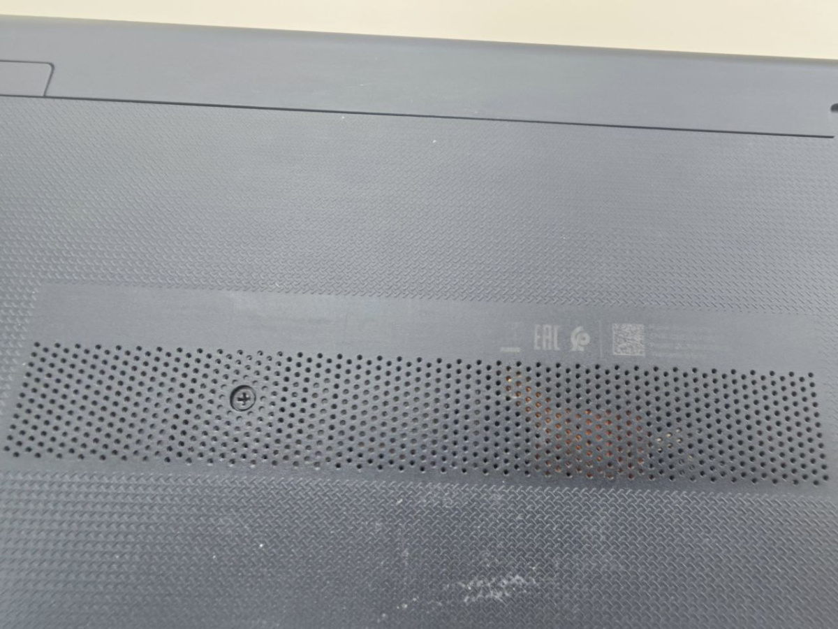 Ноутбук HP RTL8723BE; Pentium N3710, HD Graphics, 4 Гб, Нет, 500 Гб
