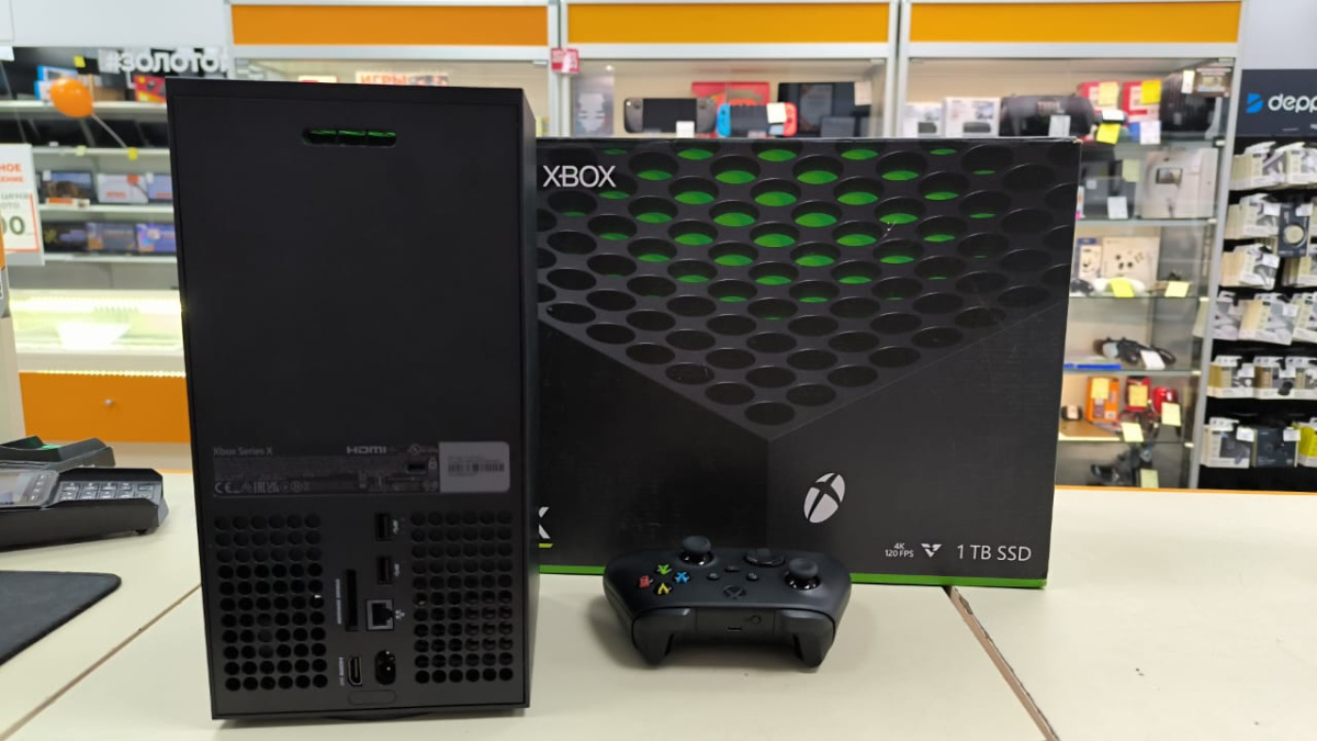 Игровая приставка Xbox Series X 1Tb