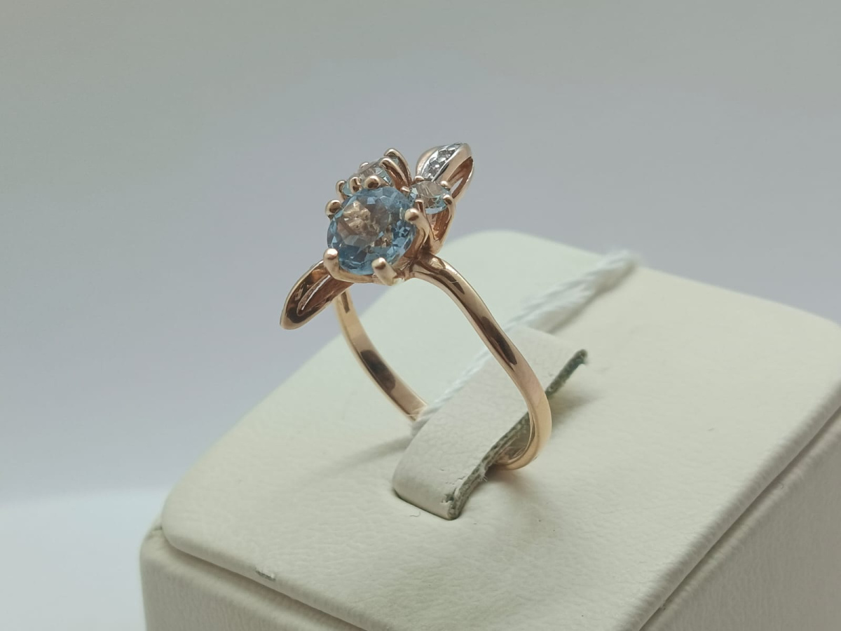 КОЛЬЦО С КАМНЯМИ (Au 585)