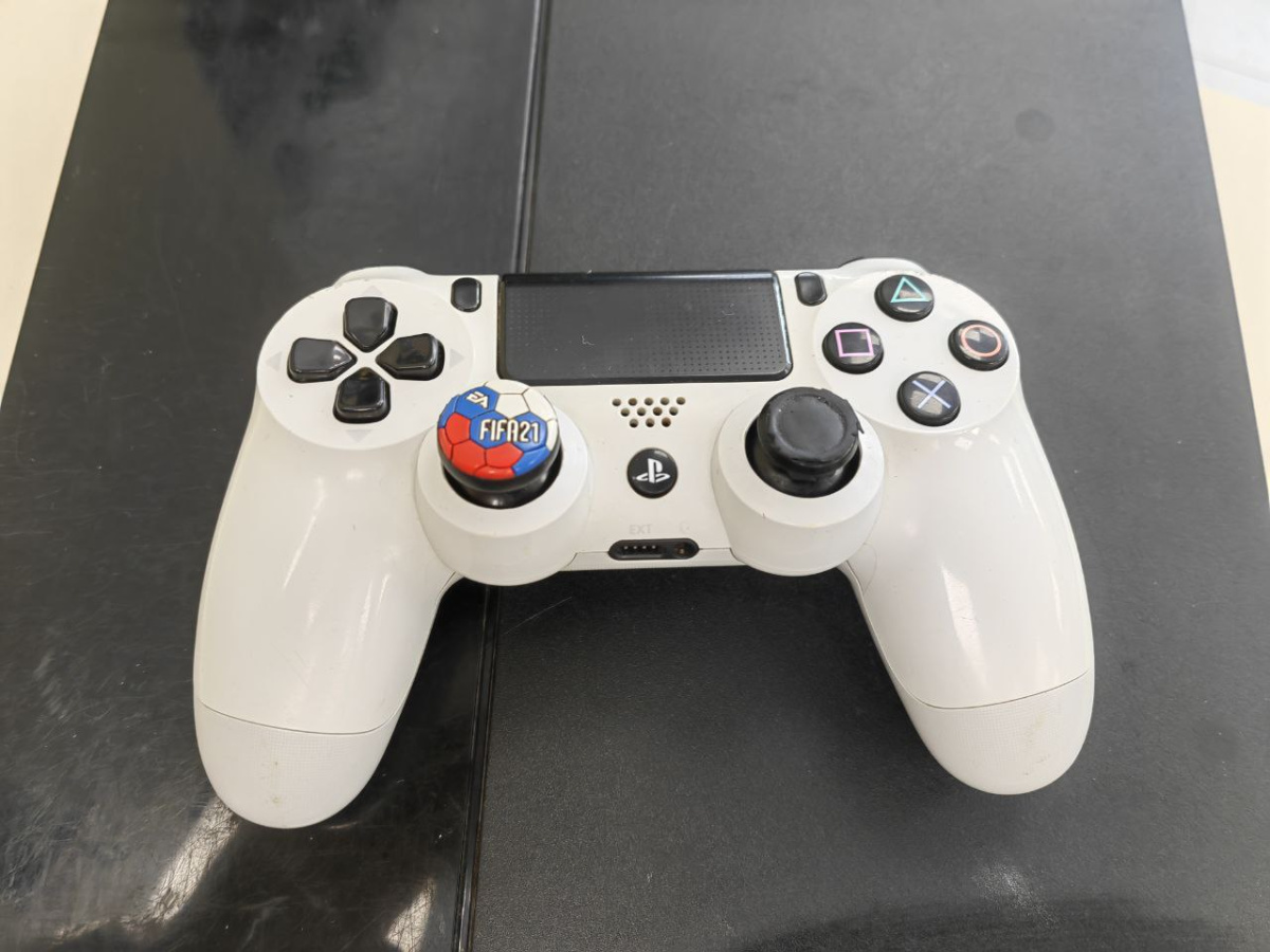 Игровая приставка PlayStation 4 FAT 500GB