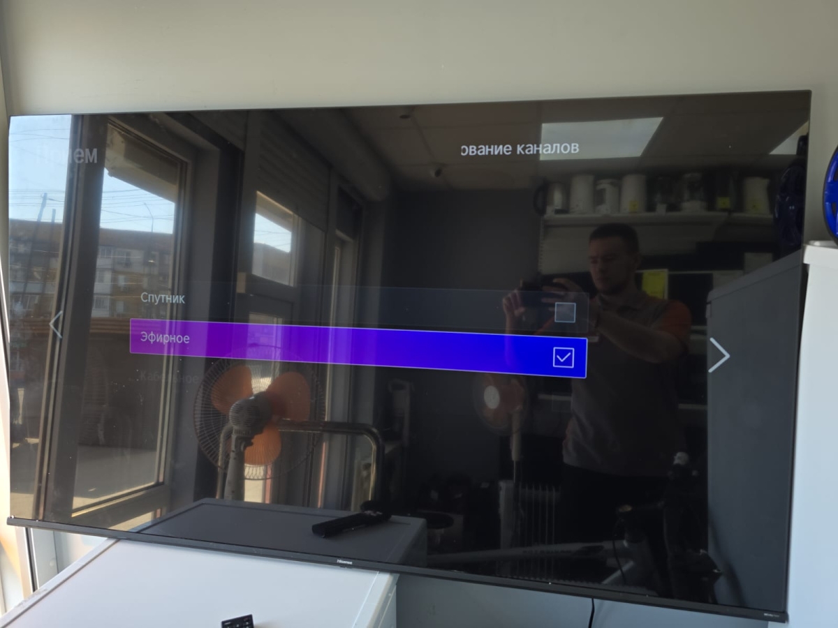 LED Телевизор Hisense 65E7HQ