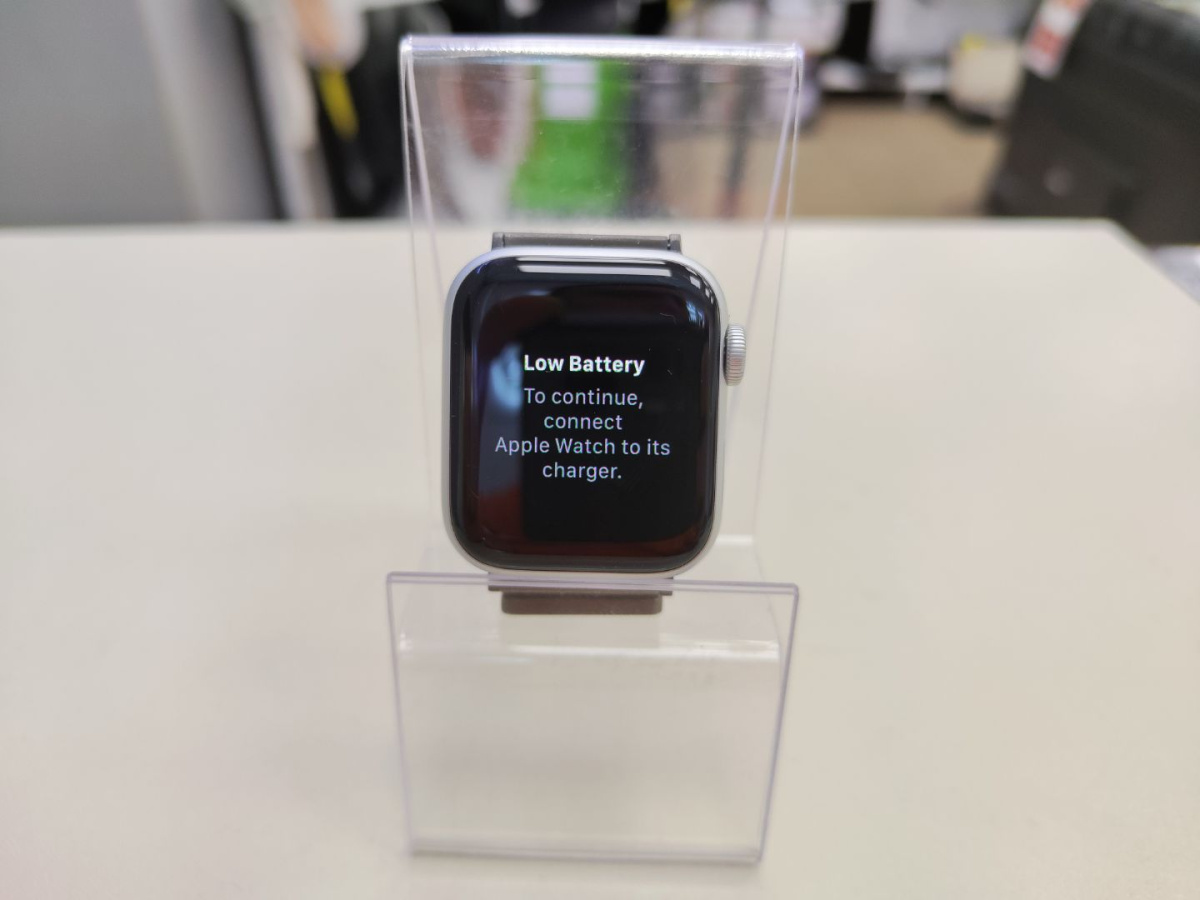 Смарт-часы Apple Watch SE 2022 40mm