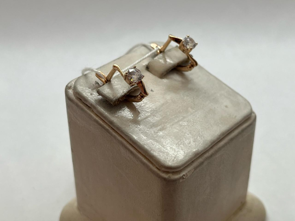 СКМ585 СЕРЬГИ С КАМНЕМ (Au 585)