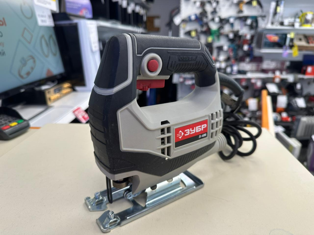 Лобзик Зубр Л-400-55