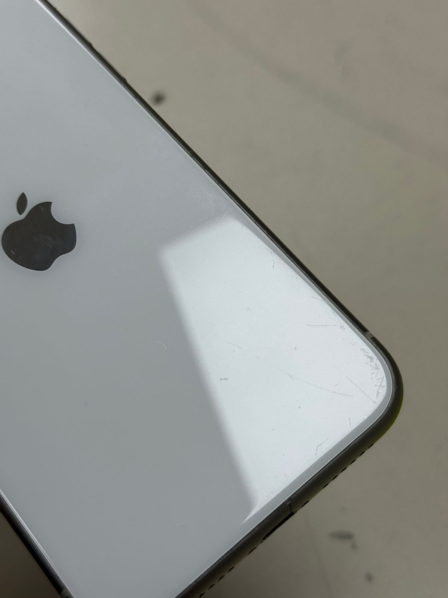 Смартфон Apple iPhone 11 64Gb