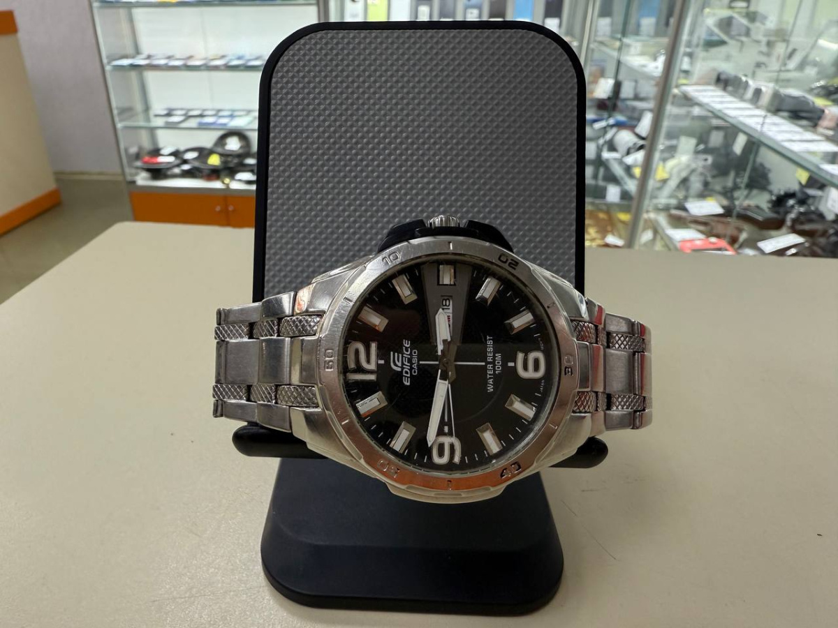 Часы наручные Casio EFR-104D-1A