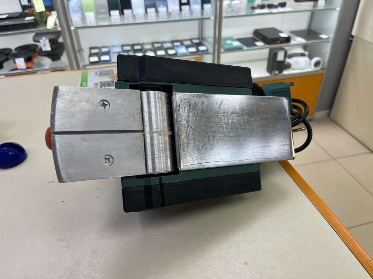 Электрорубанок Sturm! P1065