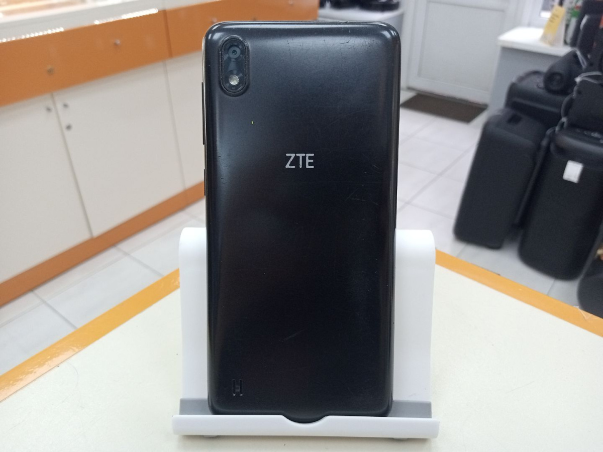 Смартфон ZTE A530