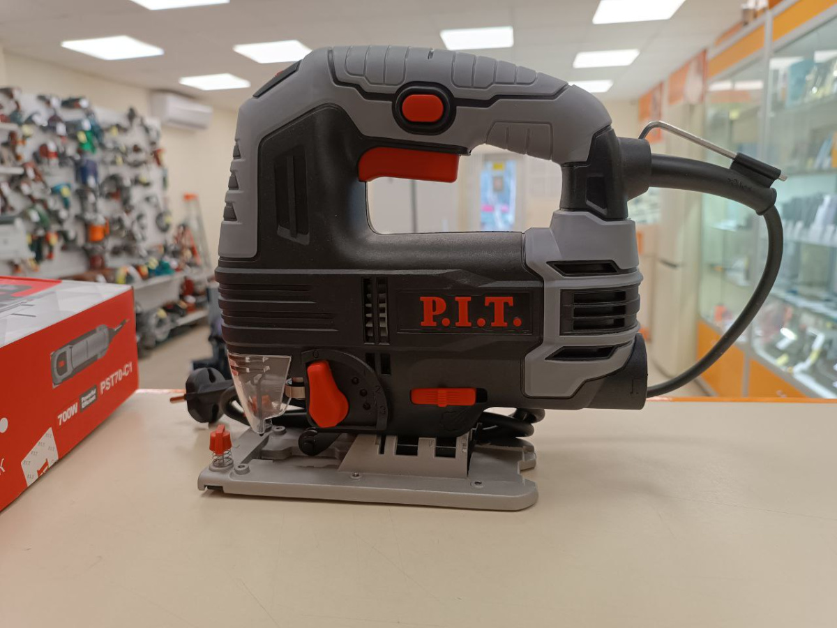 Лобзик P.I.T. PST70-C1