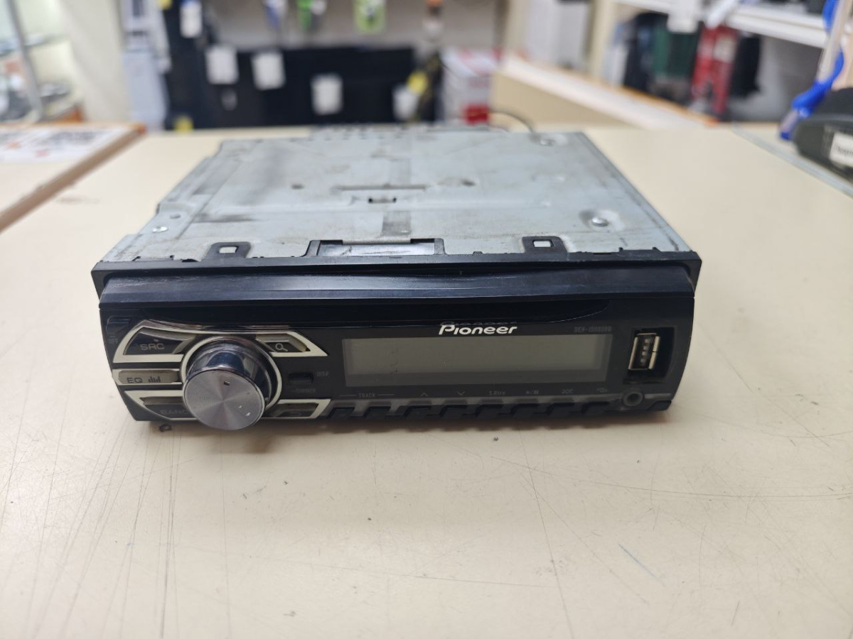 Автомагнитола Pioneer MVH-150UB