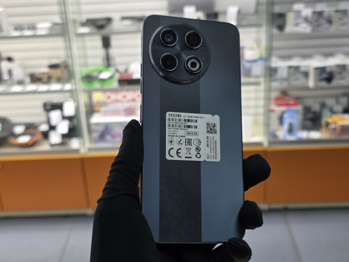 Смартфон Tecno SPARK 30 PRO 8/256