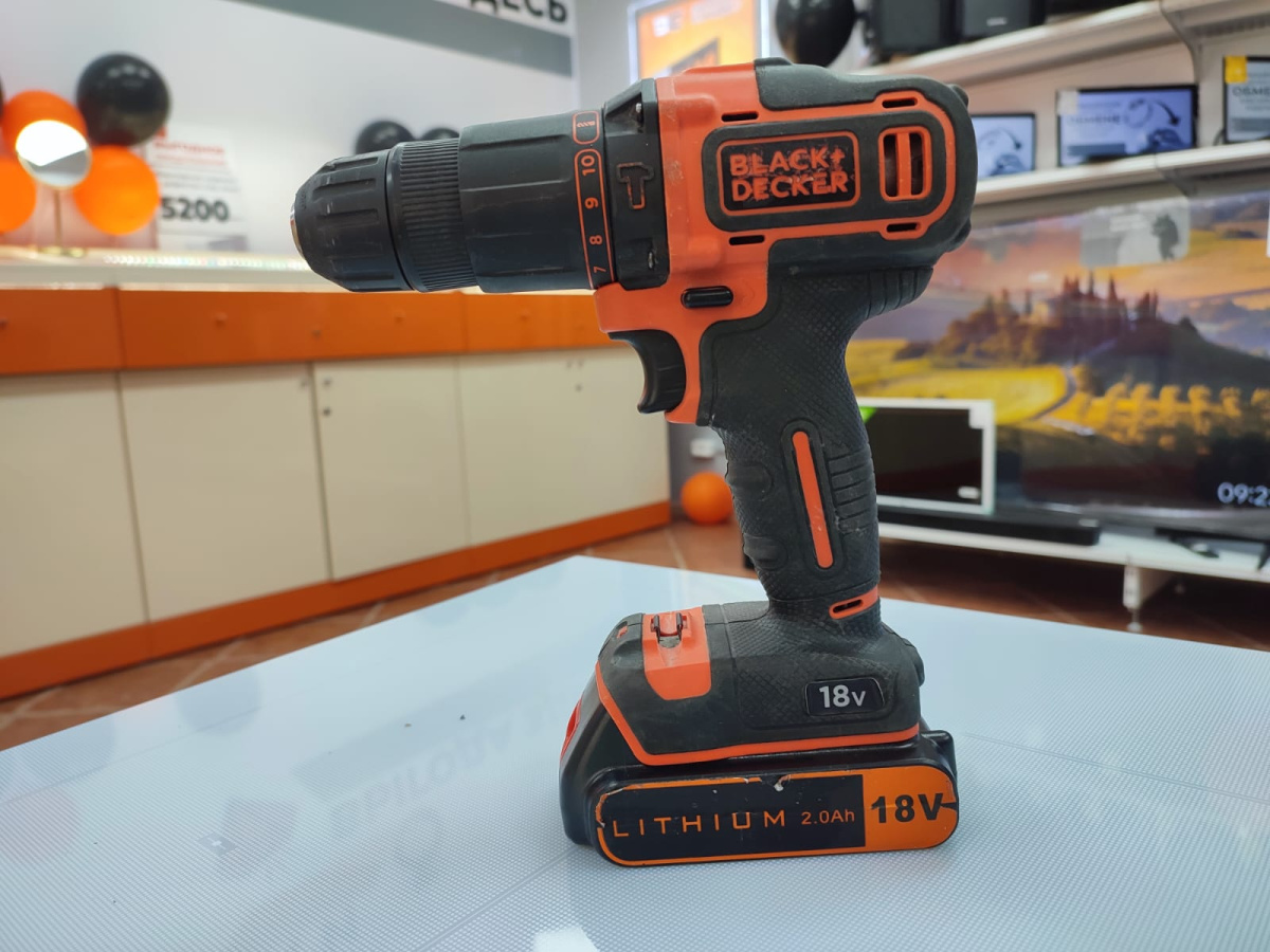 Шуруповерт Black & Decker BDCHD18KBQW;
