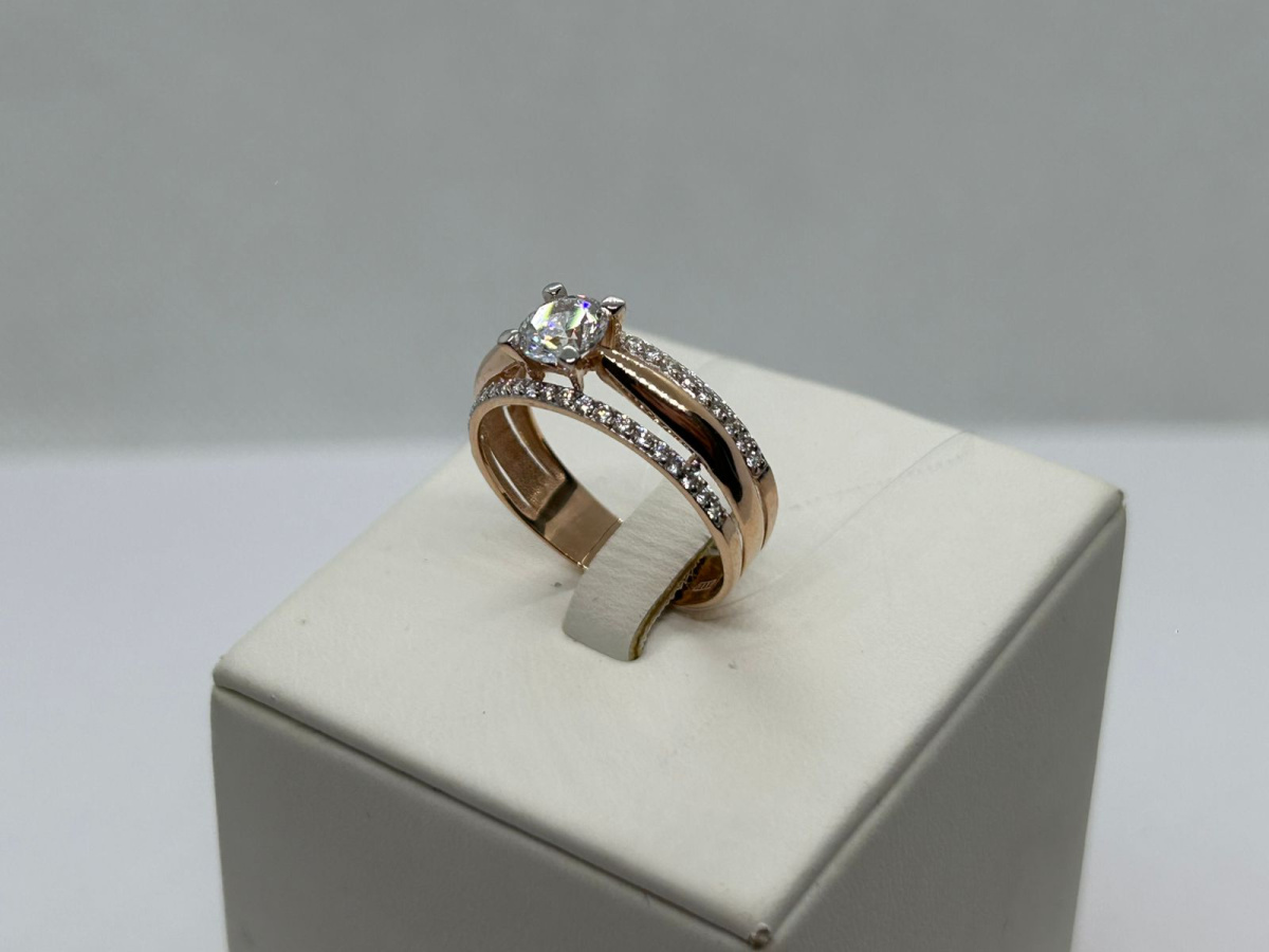 КОЛЬЦО С КАММНЯМИ (Au 585)