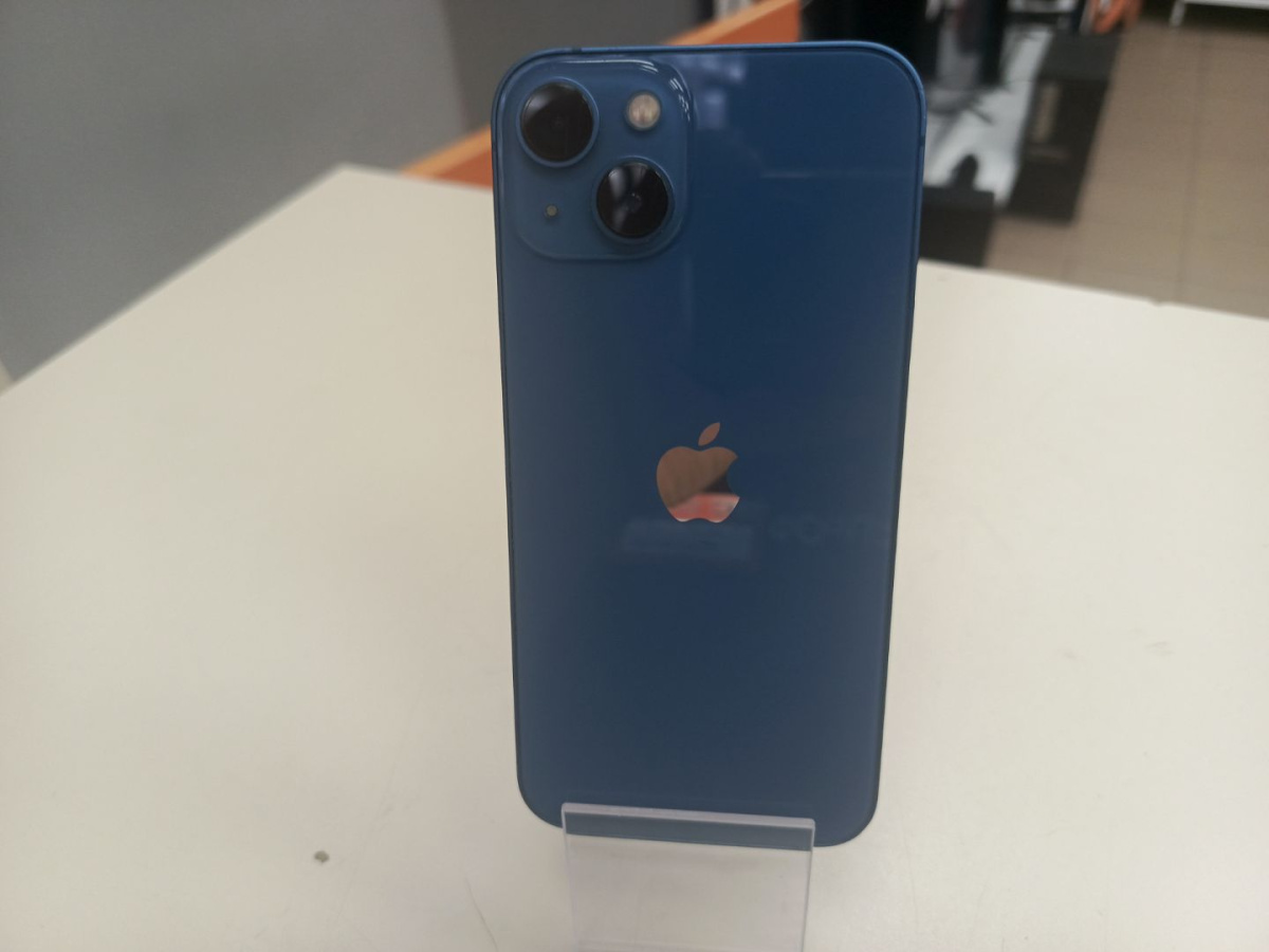 Смартфон Apple iPhone 13 128Gb