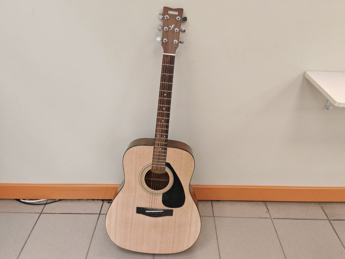Гитара акустическая Yamaha f310