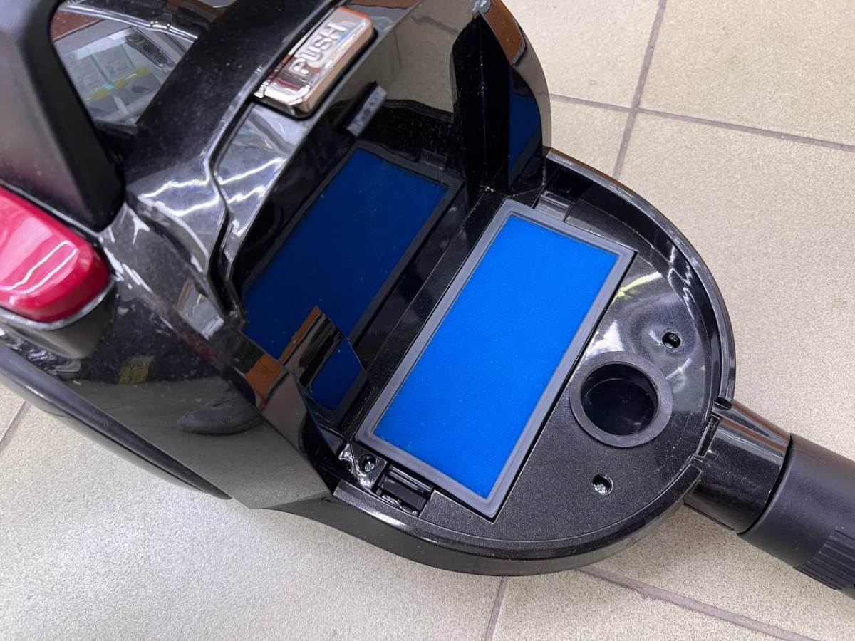 Пылесос Redmond RV-C336