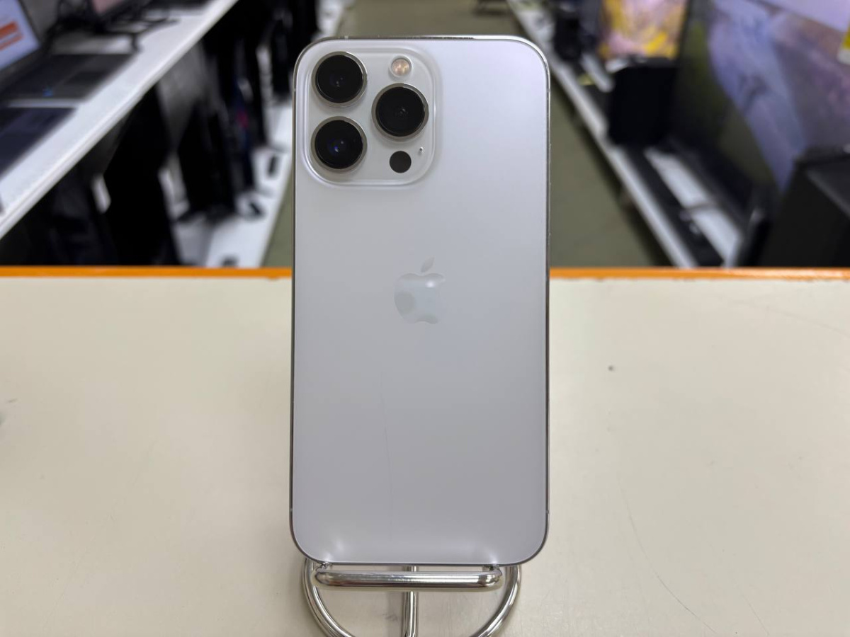 Смартфон Apple iPhone 13 Pro 128Gb