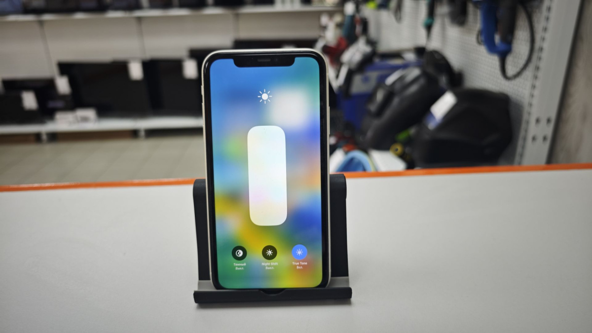 Смартфон Apple iPhone 11 128Gb