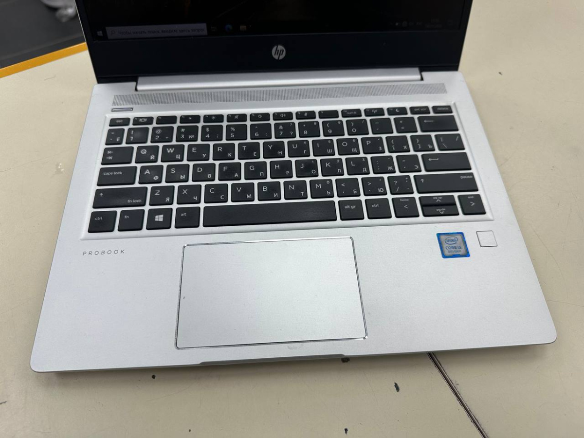 Ноутбук HP; Core i5-8265U, Intel UHD Graphics 620, 16 Гб, 256 Гб, Нет