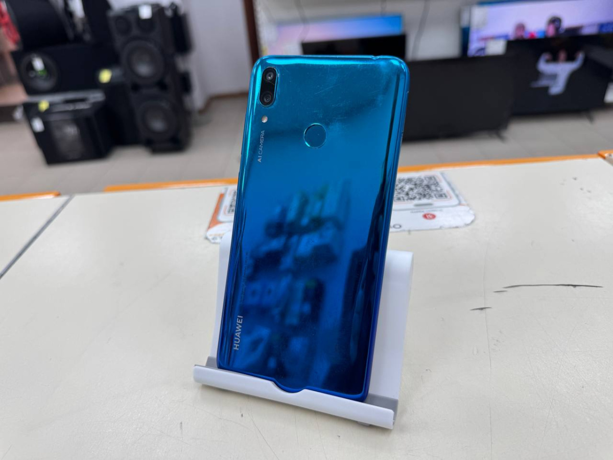 Смартфон Huawei Y7 2019 3/32