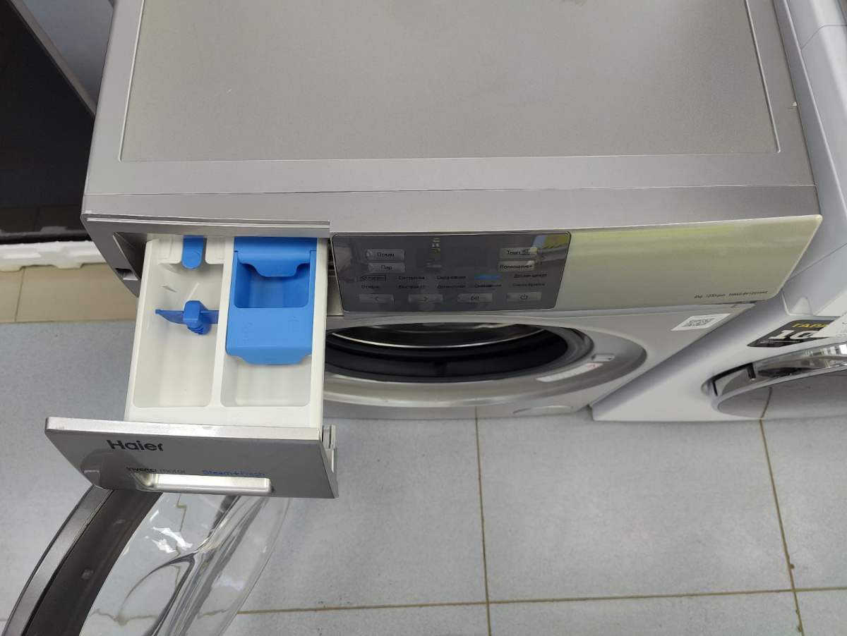 Стиральная машина Haier HW60-BP12919AS