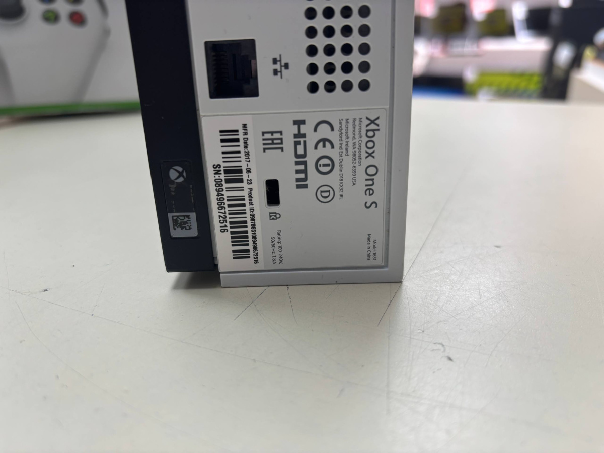 Игровая приставка Xbox One S 500Gb