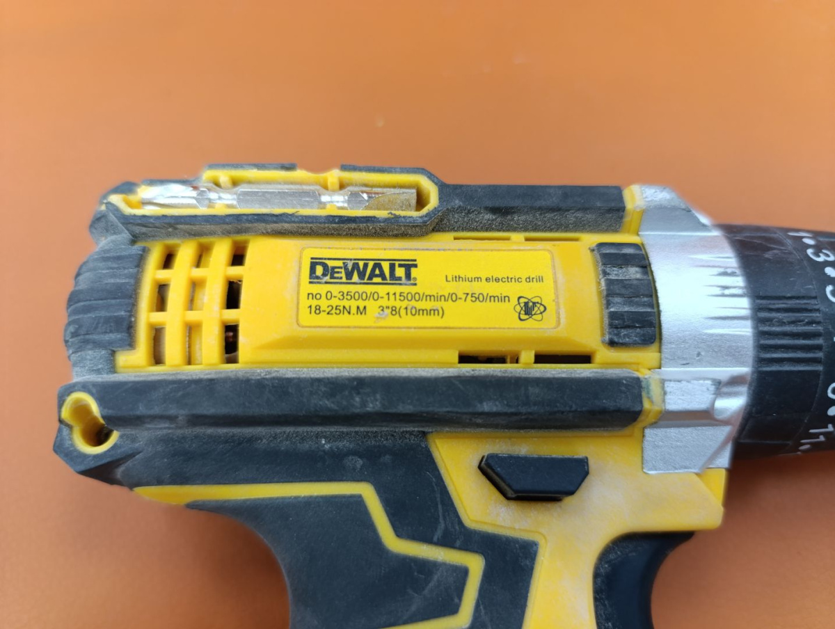 Шуруповерт Dewalt 18-25 n.m