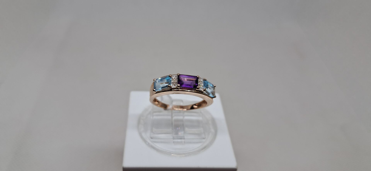 КОЛКМИ585 КОЛЬЦО С КАМНЯМИ (Au 585)