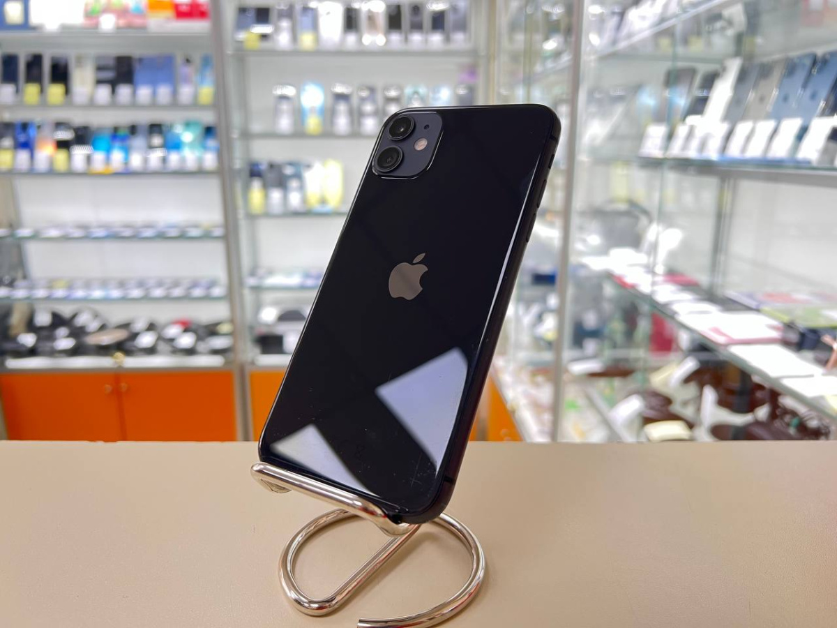 Смартфон Apple iPhone 11 128Gb