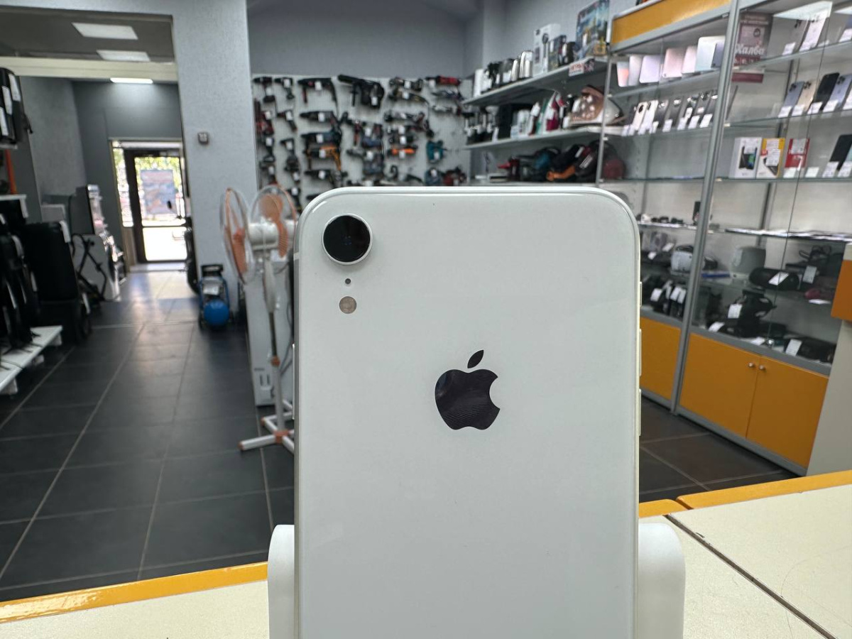 Смартфон Apple iPhone Xr 64Gb