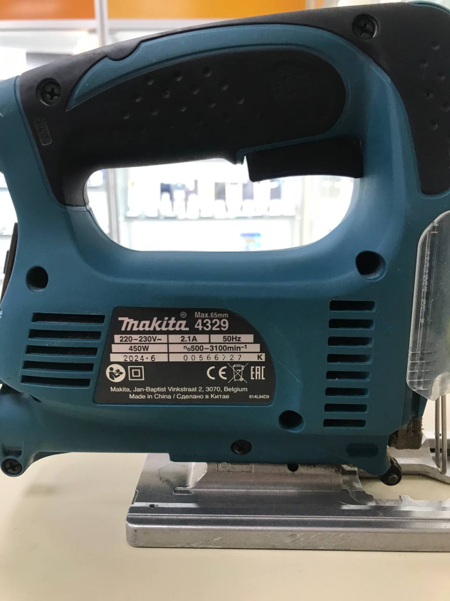 Лобзик Makita 4329